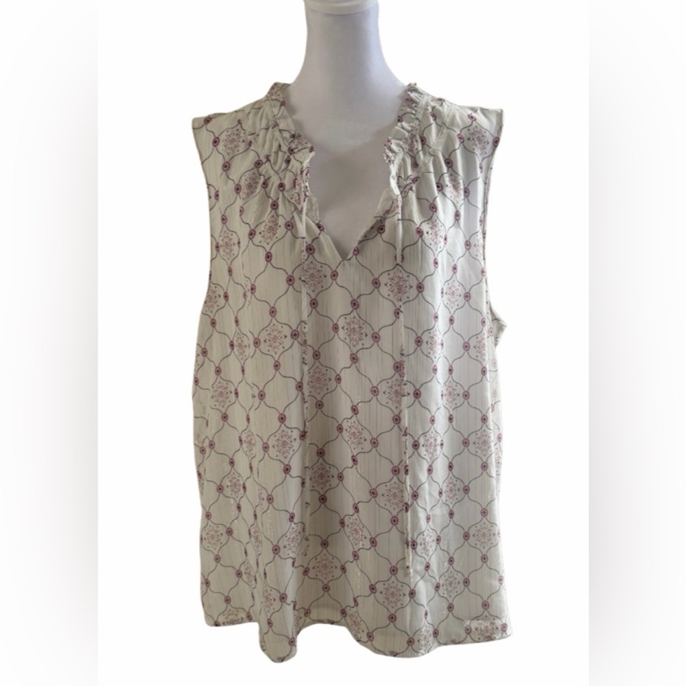 LOFT Outlet Cream Geo Print Sleeveless Blouse